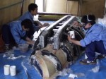 メス型にがっちりとした補強材固定中